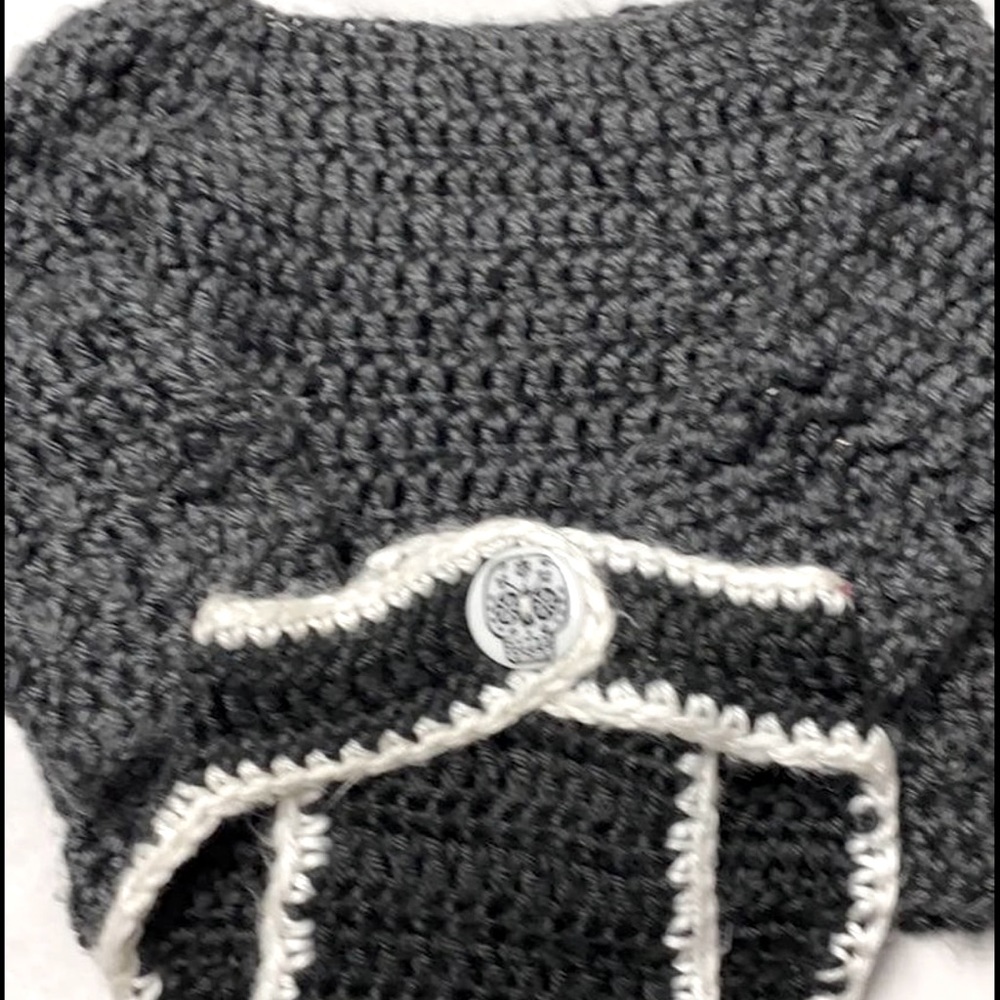 SOLD ✨Crochet Sweater & Beanie hat✨